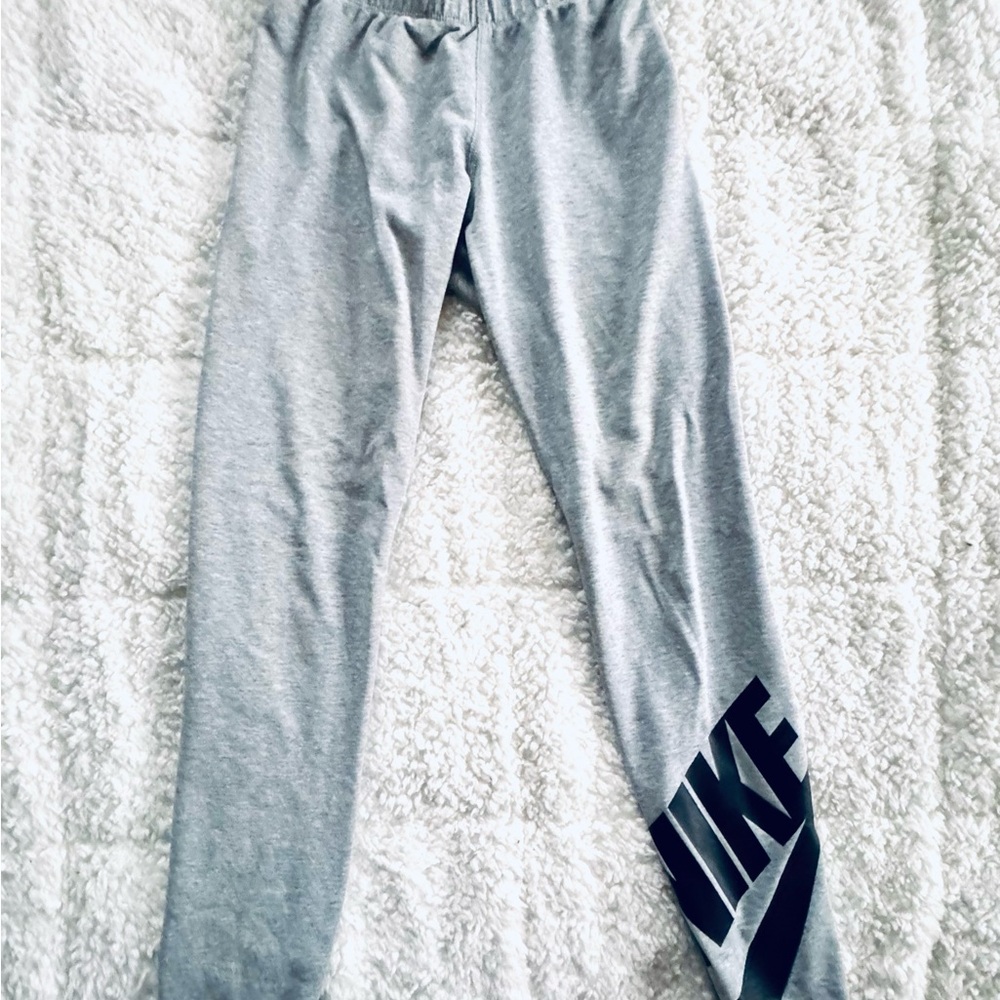 Nike Size S 7/8 Running Tights Gray